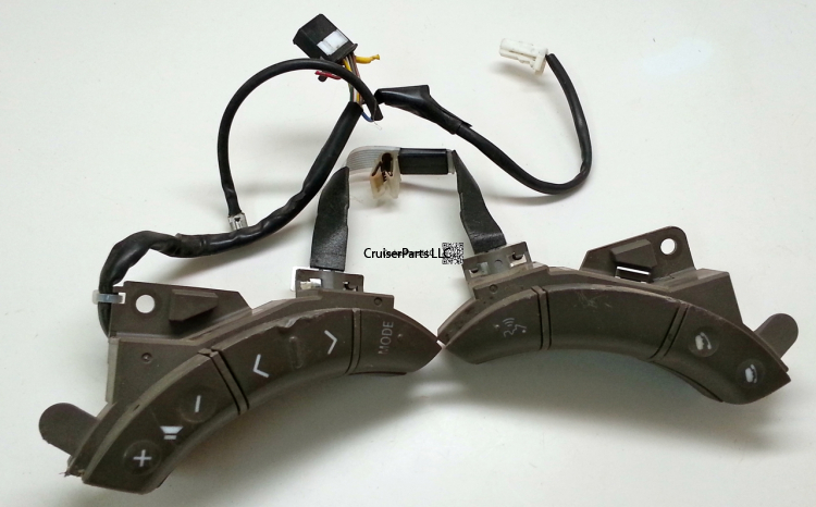 Steering Wheel Button Set for 03-07 100 Series Cruisers