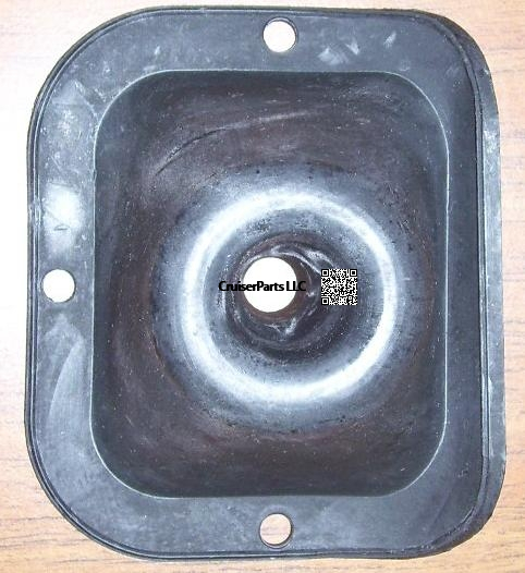 Transfer Case Dust Boot to outside 83-85