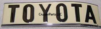 "TOYOTA" quarter panel EMBLEM 1/75-12/78