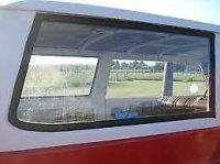 Right Cargo Window Rubber FJ55 No chrome trim type
