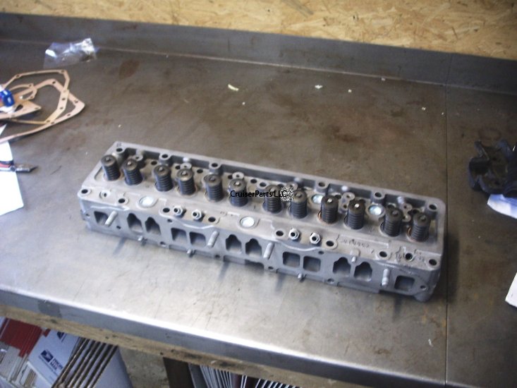 Modal Additional Images for 3FE Cylinder Head 1988-1992