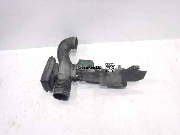 Air Cleaner Hose for 05-07 100 Series Cruisers