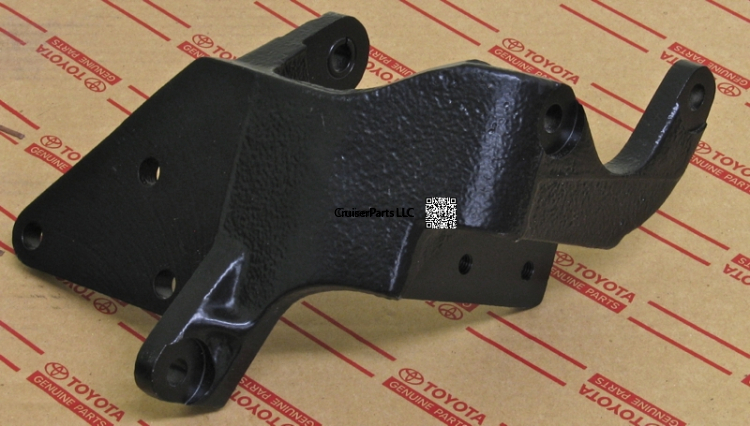 Modal Additional Images for Power Steering Pump Bracket 2F engines 1979-1987