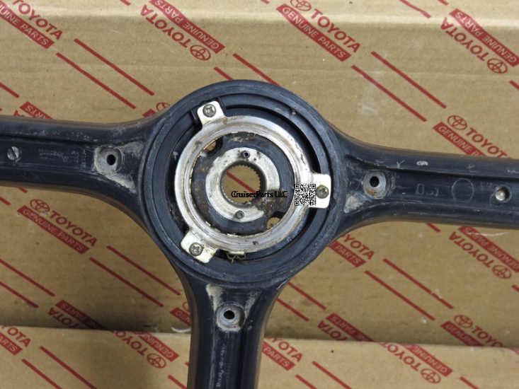 FJ40 Steering Wheel 9/72-10/84