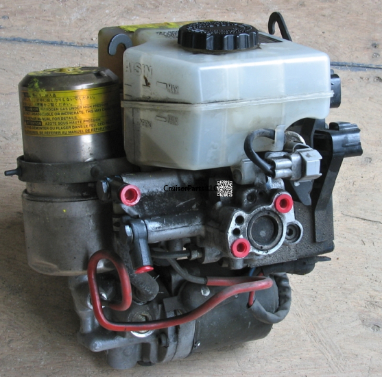 Modal Additional Images for 4Runner Brake Booster With Master Cylinder 2001 +