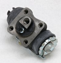 Brake Wheel Cylinder Front LH 07/1970-8/1971