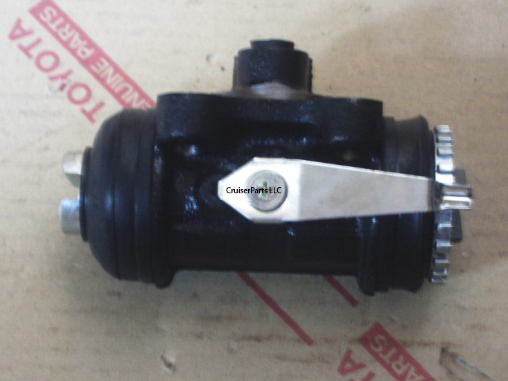 77-83 Rear Drum Brake Wheel Cylinder ID = 28.50