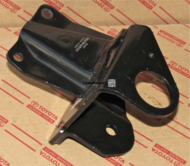 Front Hanger For Rear Left Spring 40 Series 80-84