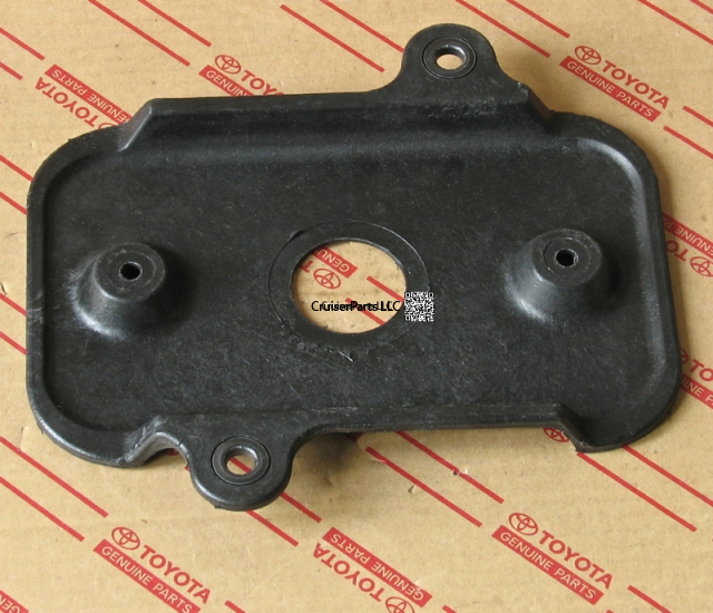 Modal Additional Images for Engine Oil Filter Access Panel Under Cover No. 3 98-07