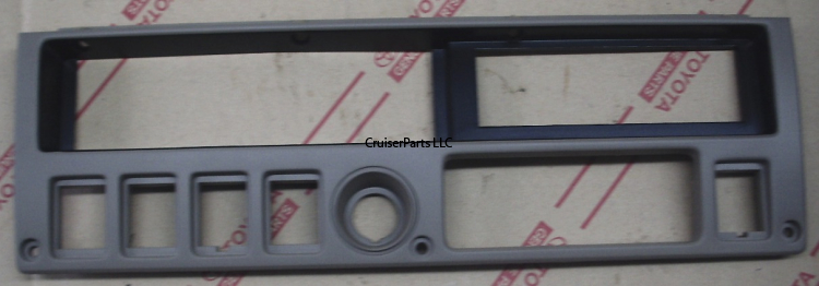 Center Dash Instrument Panel Bezel 81-87