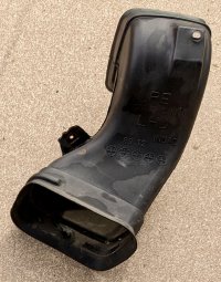 Heater to Register Duct No.1 for 90-94 80 Series