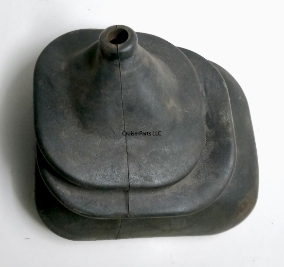 Transfer Shift Lever Outer Boot 81-82 60 Series