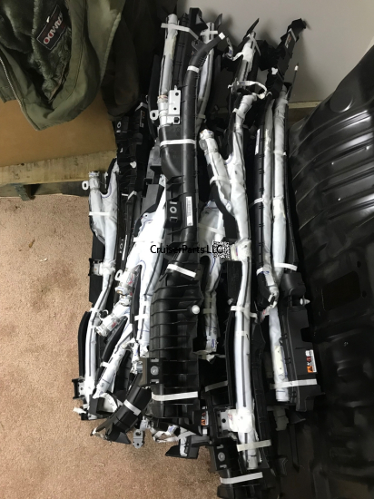 Left Side Curtain Air Bag VDJ79