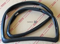 Quarter Cargo Window Weatherstrip LH SWB 7x Series