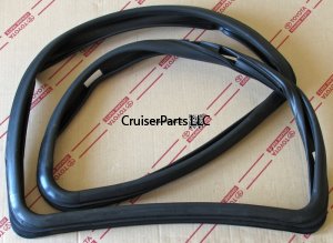 Quarter Cargo Window Weatherstrip RH SWB 7x Series