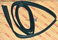 Cargo Window Run Channel Right 80 Series And LX450