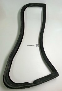 Front Door Vent Rubber RH 75-84 4x Series