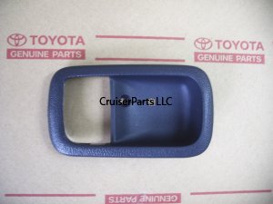 Front Or Rear Left Door Inside Handle Bezel for 91-97 80 Series