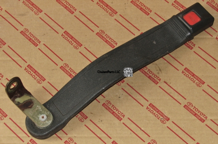 Front Left or Right Seat Belt Receptacle - 81-90 60 or 62 Series