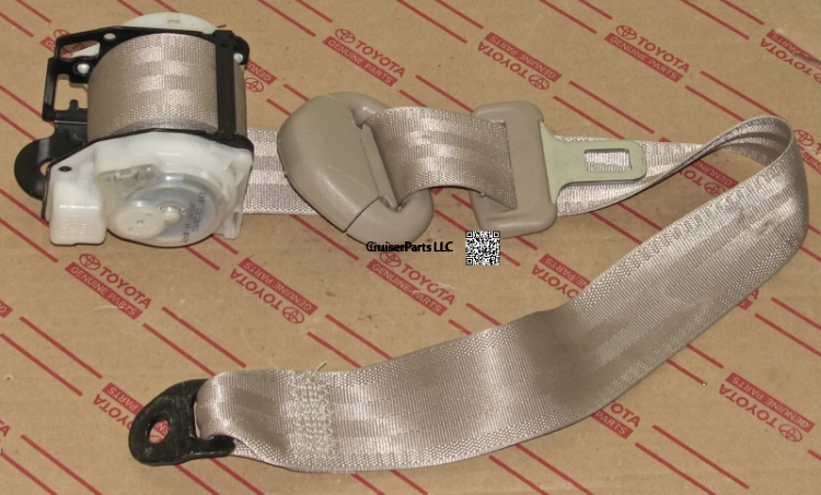 3rd Row Seat Belt Shoulder Side Right 98-02