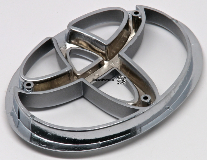 Modal Additional Images for Radiator Grille Emblem 4Runner Hilux T100 Pickup