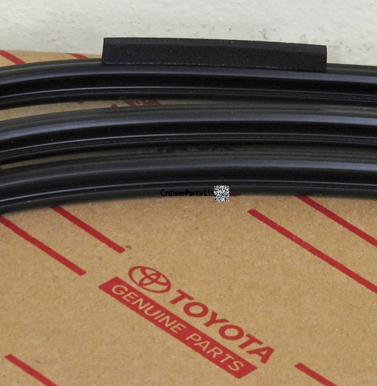 Rear Liftgate Window Rubber 98-07