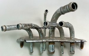 Fuel Tube Connector for 8/86-1/90 60 and 62 Series Cruisers