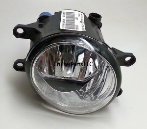 Left Fog Lamp for 2011 Toyota Sienna - NEW TAKE OFF