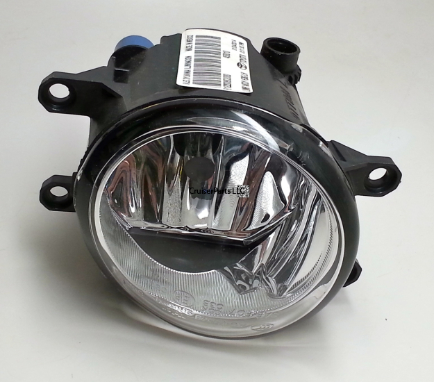 Left Fog Lamp for 2011 Toyota Sienna - NEW TAKE OFF