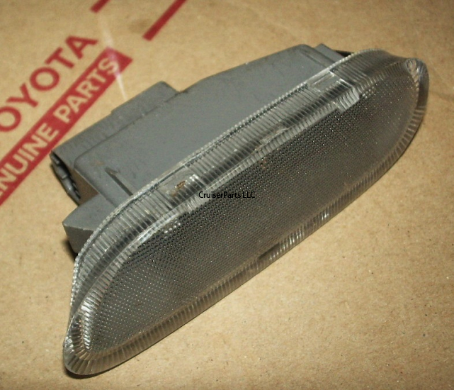 Door Courtesy Light Assembly Right 98-05