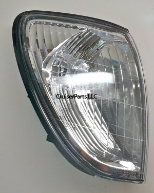 Right Hand Front Turn Signal Lamp for 98-07 Non US 100 Series