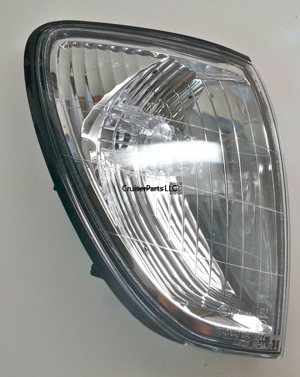Right Hand Front Turn Signal Lamp for 98-07 Non US 100 Series