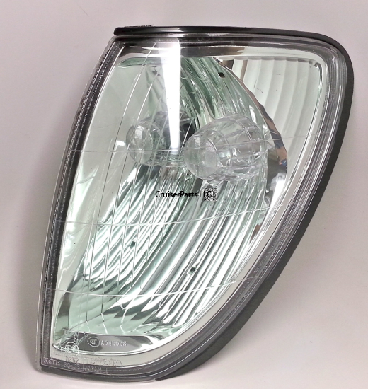 LH Clearance Lamp Lens & Body