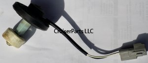 Brake Master Cylinder Cap with Wire for 95-97 80 Series Cruisers