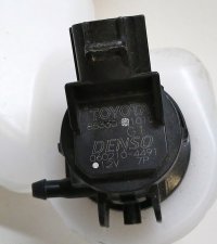 Windshield Washer Motor And Pump for 70 Series and Hilux