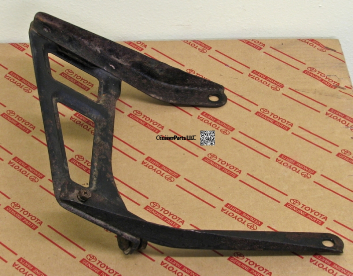 Windshield Washer & Overflow Bracket 78-83 40 Series Cruisers