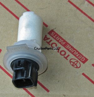 Washer Fluid Level Sensor LX470 98-05 And Others Used