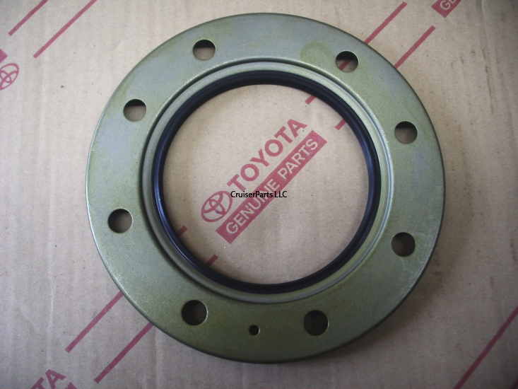 Spindle to Axle Hub Dust Seal 91-97