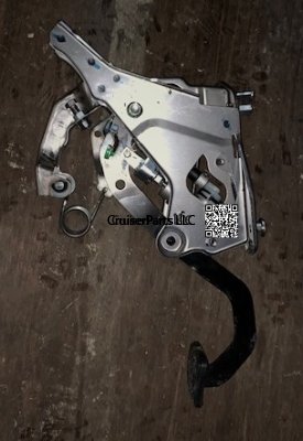 Clutch Pedal Assembly HZJ7x