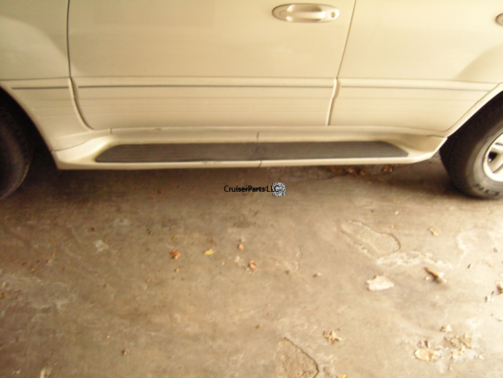 98-07 Landcruiser or Lexus LX470 Running Board