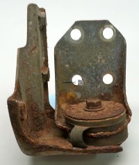 Left Side Radiator Mount for the 81-90 60 and 62 Series